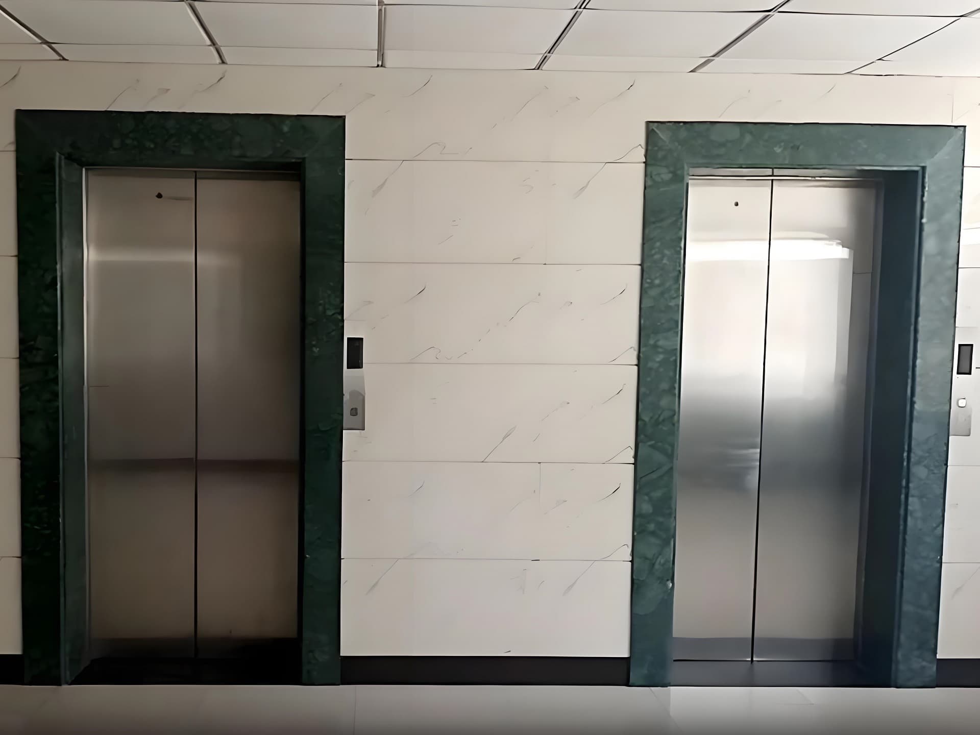 电梯厅